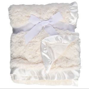 Rosette Baby Blanket, Ivory